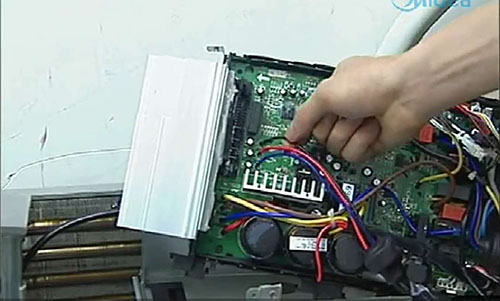 张掖美的空调电话是多少